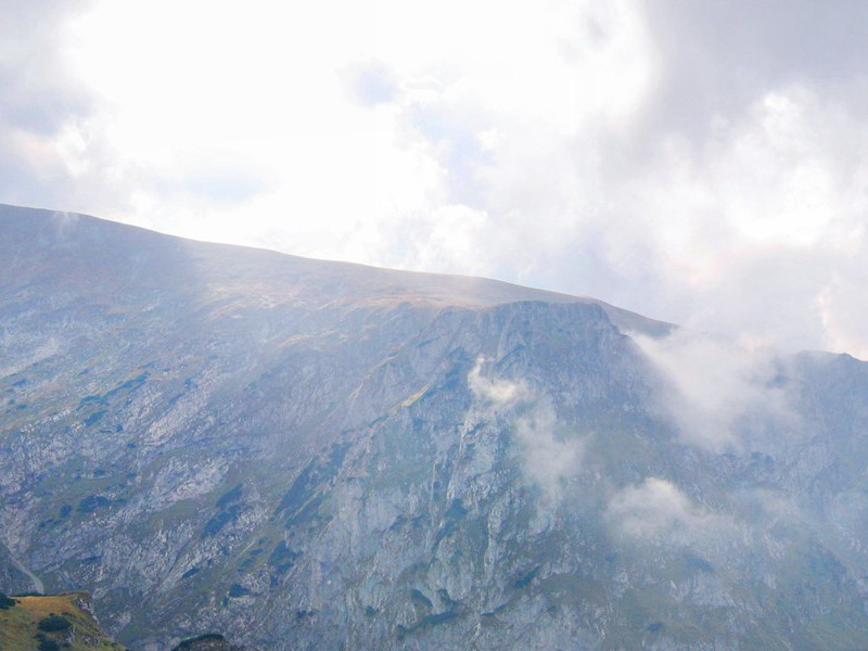 "欲望黄山道,无由见所思"出处意思赏析